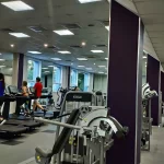 Занятия йогой, фитнесом в спортзале Оптимист Хабаровск
