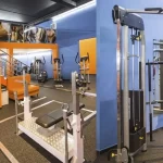 Занятия йогой, фитнесом в спортзале ОранжЛайф Владивосток