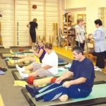 Занятия йогой, фитнесом в спортзале Отделение восстановительного лечения, массажа и реабилитации Москва