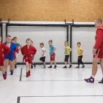 Занятия йогой, фитнесом в спортзале Отвага Москва