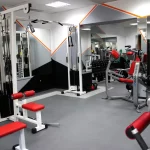 Занятия йогой, фитнесом в спортзале Ozone Fitness Южно-Сахалинск