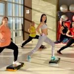 Занятия йогой, фитнесом в спортзале Панорамный женский велнес клуб Владивосток