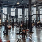 Занятия йогой, фитнесом в спортзале Papa Smith Fitness Москва