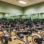 Занятия йогой, фитнесом в спортзале Park Fitness Омск