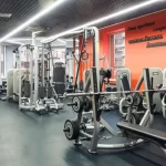 Занятия йогой, фитнесом в спортзале Парус Томск