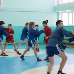 Занятия йогой, фитнесом в спортзале Первая Лига Томск