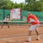 Занятия йогой, фитнесом в спортзале Первая школа Тенниса Энгельс