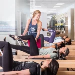 Занятия йогой, фитнесом в спортзале Pilates Flow Москва