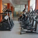 Занятия йогой, фитнесом в спортзале Планета Санкт-Петербург