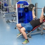Занятия йогой, фитнесом в спортзале Планета Спорта Нижний Новгород
