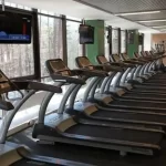 Занятия йогой, фитнесом в спортзале Platinum Gym Белгород