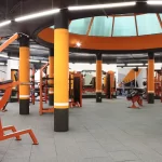 Занятия йогой, фитнесом в спортзале PlayFit Москва