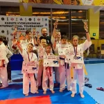 Занятия йогой, фитнесом в спортзале Подольская центральная школа Кёкусинкай каратэ Подольск