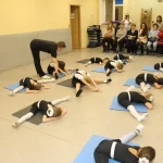 Занятия йогой, фитнесом в спортзале Подростково-молодежный клуб Мир Санкт-Петербург