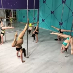 Занятия йогой, фитнесом в спортзале Pole dance school Butterfly Новосибирск