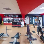 Занятия йогой, фитнесом в спортзале Power club Ангарск