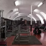 Занятия йогой, фитнесом в спортзале Power Gym Сочи