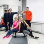 Занятия йогой, фитнесом в спортзале Power Plate Омск