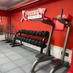 Занятия йогой, фитнесом в спортзале PowersFit Каспийск