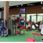 Занятия йогой, фитнесом в спортзале Престиж Мурмаши