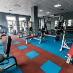 Занятия йогой, фитнесом в спортзале Приморец Санкт-Петербург