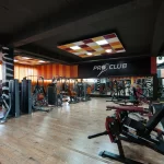 Занятия йогой, фитнесом в спортзале Pro Club Зеленоград