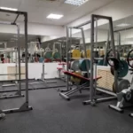 Занятия йогой, фитнесом в спортзале Проффитнес Краснодар
