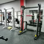 Занятия йогой, фитнесом в спортзале ProGYM Челябинск
