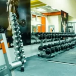 Занятия йогой, фитнесом в спортзале ProGYM Челябинск