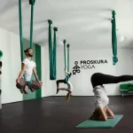 Занятия йогой, фитнесом в спортзале Proskura yoga Краснодар