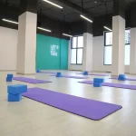 Занятия йогой, фитнесом в спортзале ProWoman Москва