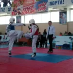 Занятия йогой, фитнесом в спортзале Путь к совершенству Холмск