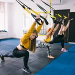 Занятия йогой, фитнесом в спортзале Растяжка & Шпагат Москва