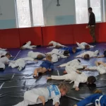 Занятия йогой, фитнесом в спортзале РДЮСШ Барс Казань
