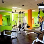 Занятия йогой, фитнесом в спортзале Re Gym Самара