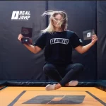 Занятия йогой, фитнесом в спортзале Real jump Красноярск