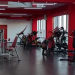 Занятия йогой, фитнесом в спортзале RED Абинск