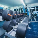 Занятия йогой, фитнесом в спортзале Red Cristal Челябинск