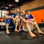 Занятия йогой, фитнесом в спортзале Red Fighter Краснодар
