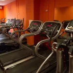 Занятия йогой, фитнесом в спортзале RE:fit Люберцы