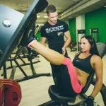 Занятия йогой, фитнесом в спортзале Ре-Форма Барнаул