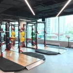 Занятия йогой, фитнесом в спортзале Реформа Тобольск