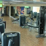 Занятия йогой, фитнесом в спортзале Рэкком Челябинск