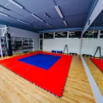 Занятия йогой, фитнесом в спортзале Рекорд Барнаул