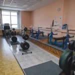 Занятия йогой, фитнесом в спортзале Рельеф Курган