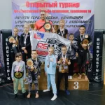 Занятия йогой, фитнесом в спортзале Рем-93 Челябинск