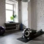 Занятия йогой, фитнесом в спортзале Reshape EMS Москва