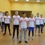 Занятия йогой, фитнесом в спортзале Resistant team Нижний Тагил