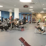 Занятия йогой, фитнесом в спортзале ReSport Тобольск