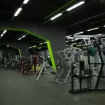 Занятия йогой, фитнесом в спортзале Революция Красноярск